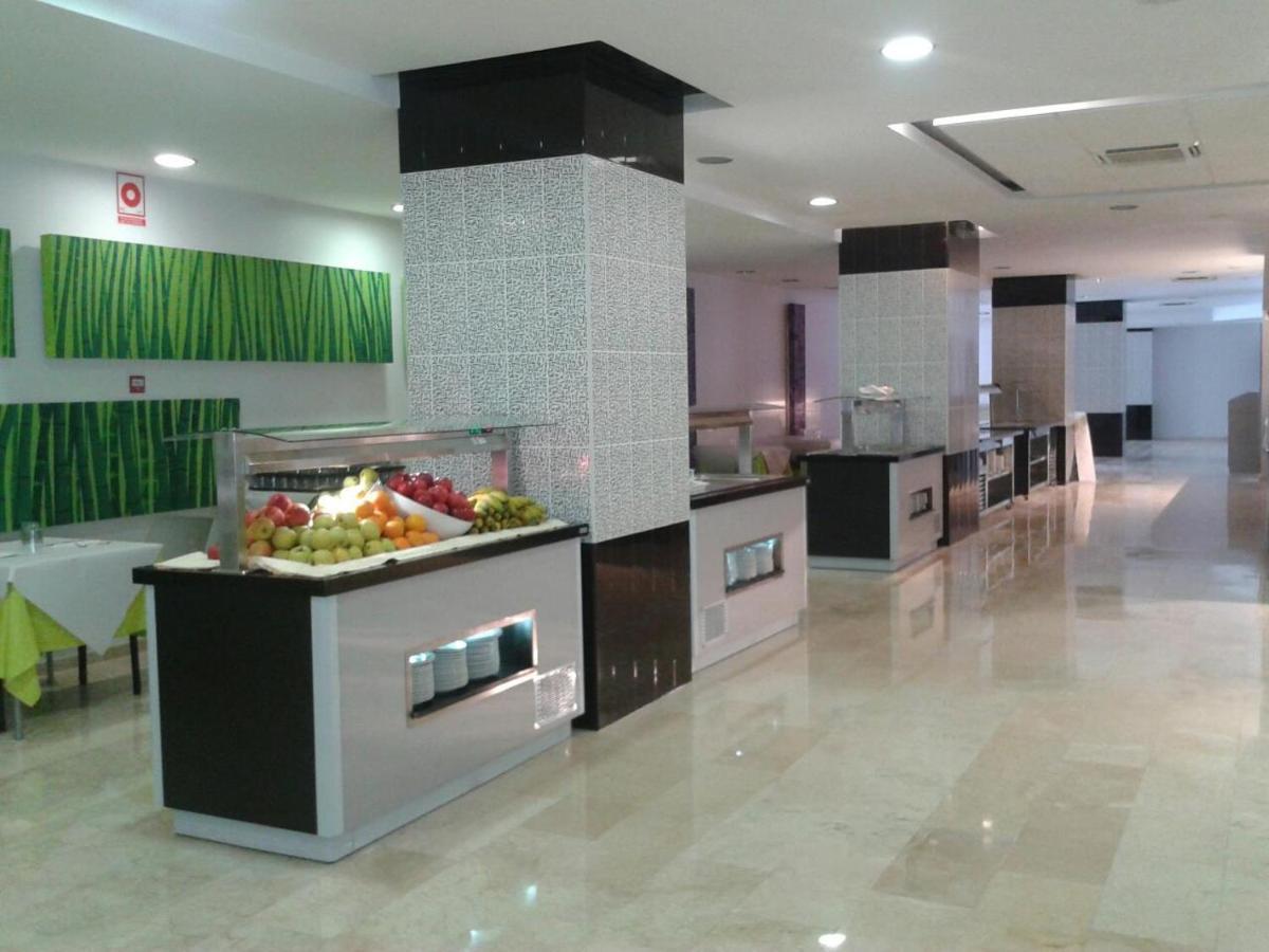 Complejo Turistico Marina Rey Apartment Vera Bagian luar foto